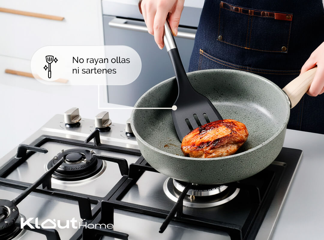 Set de Utensilios de Nylon con Mango de Acero Inoxidable